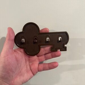 Vintage Tupperware Brown Key Holder Wall Mount Skeleton Key Shape 1453-2 Canada